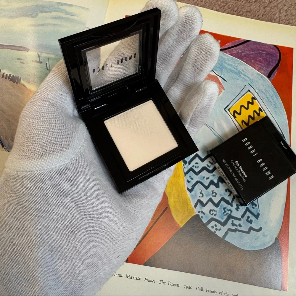 Bobbi Brown this eye